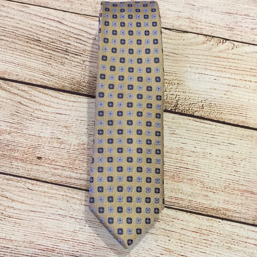 Kids-sized Michael Kors, 100% silk tie. EUC